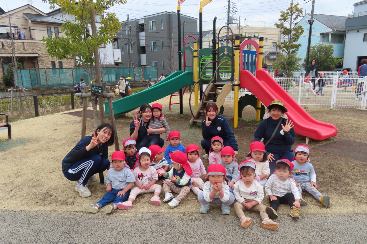 あか組（1歳児）の活動　3月